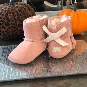 Ugg baby Jesse now boots pink size 2/3